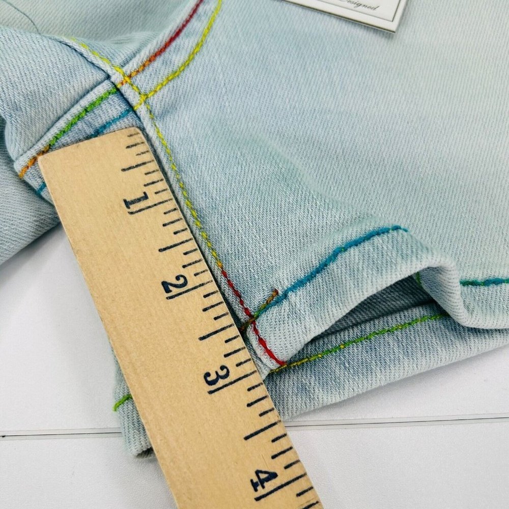 Judy Blue Jean Shorts Womens Size M or L Mid Rise Light Wash Rainbow Stitching - Picture 7 of 13